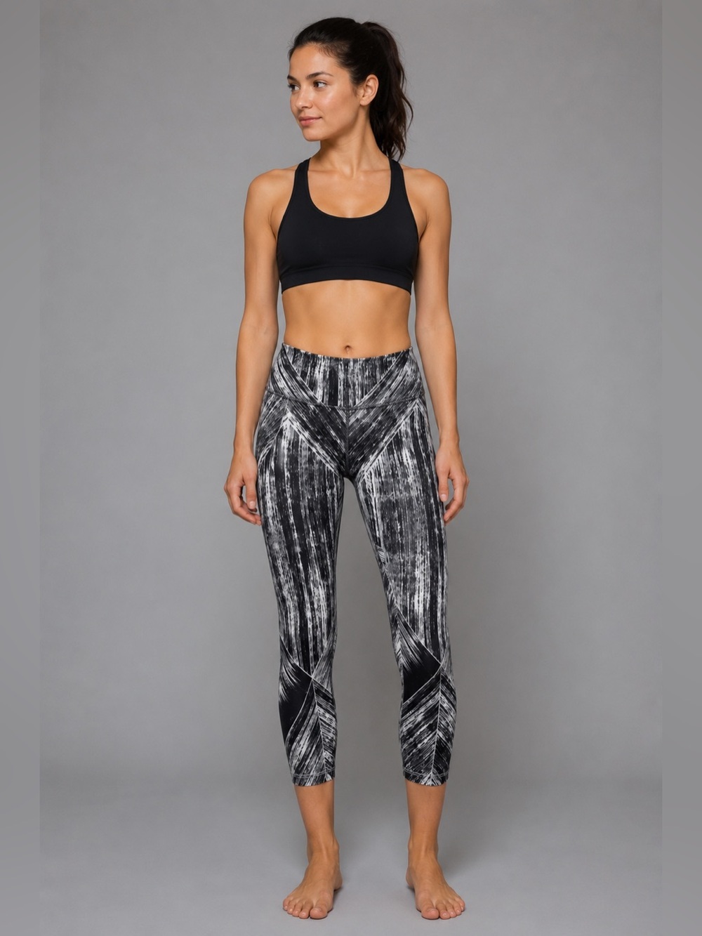 Lululemon Wunder Under Crop II Full On Luon Size 4